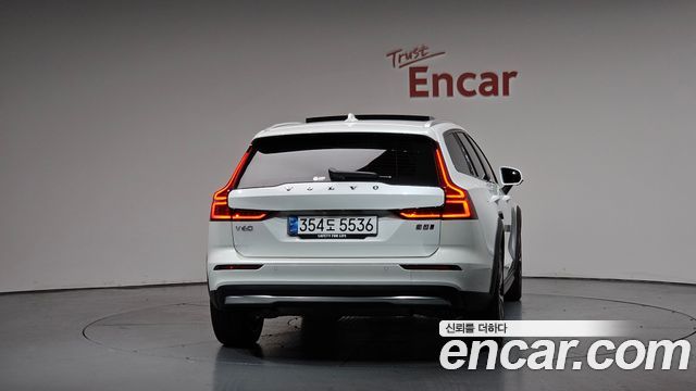 Volvo V60 из Кореи Encar