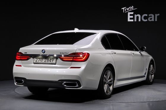 BMW 7-Series 740Li xDrive M Sport Package — пробег 84 846 км — фото 2 из 5