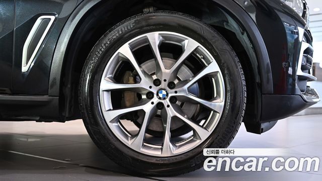 BMW X5 xDrive 30d xLine — пробег 70 265 км — фото 5 из 5