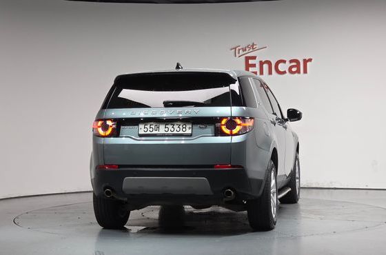 Land Rover Discovery Sport 2.0 TD4 SE — пробег 114 535 км — фото 4 из 5