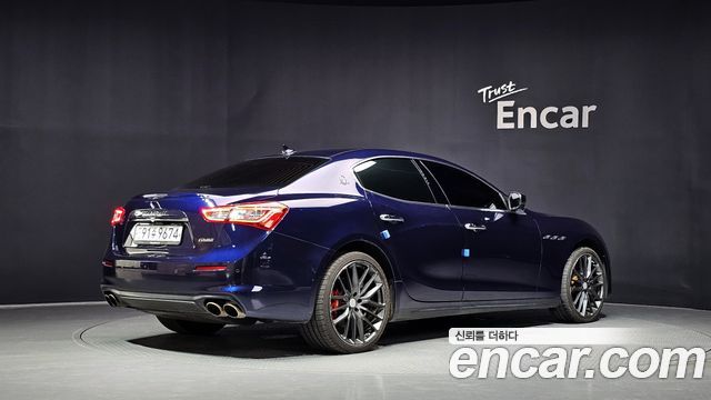 Maserati Ghibli из Кореи Encar