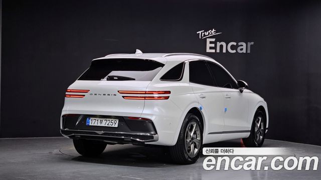 Genesis GV70 из Кореи Encar