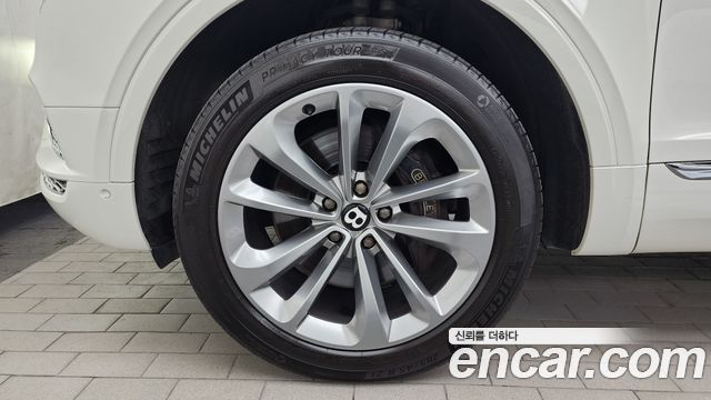 Bentley Bentayga из Кореи Encar