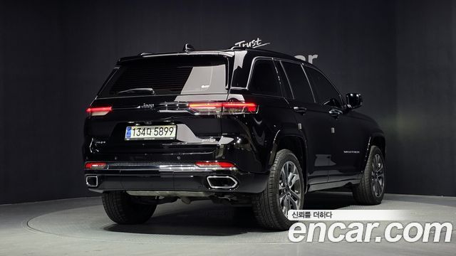 Jeep Cherokee 3.6 Overland — пробег 62 863 км — фото 2 из 5