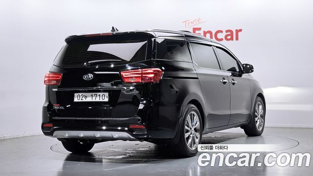 Kia Carnival 9-Seater Noblesse Special — пробег 155 831 км — фото 2 из 5