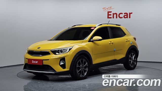 Kia Stonic из Кореи Encar