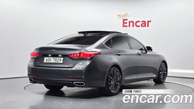 Hyundai Genesis из Кореи Encar