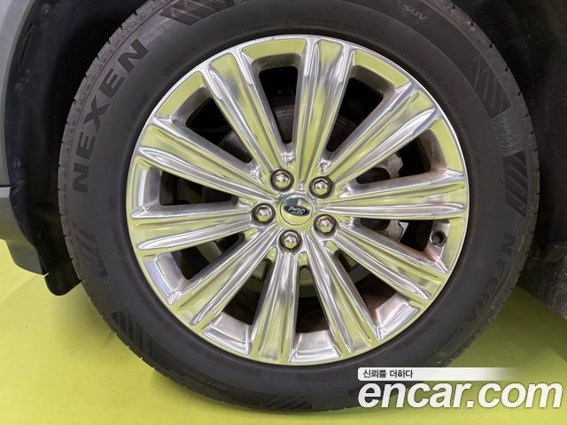 Ford Explorer 2.3 LimIted 4WD — пробег 107 910 км — фото 5 из 5