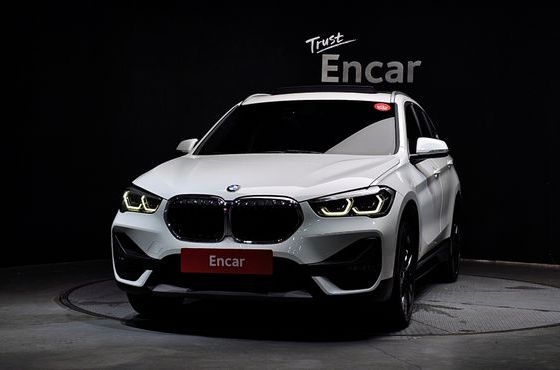 BMW X1 xDrive 18d Advantage — пробег 88 128 км — фото 3 из 5