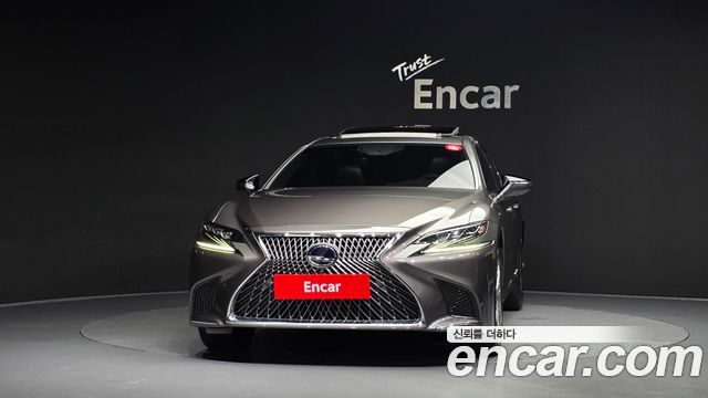 Lexus LS из Кореи Encar