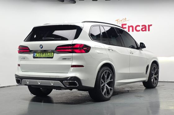 BMW X5 xDrive 40i M Sport — пробег 16 731 км — фото 2 из 5