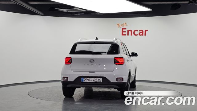 Hyundai Venue из Кореи Encar