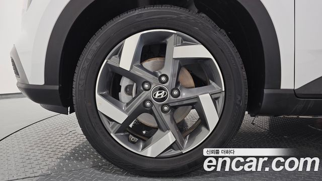 Hyundai Venue из Кореи Encar