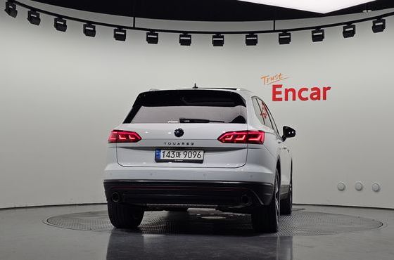 Volkswagen Touareg 3.0 TDI Premium — пробег 54 417 км — фото 4 из 5