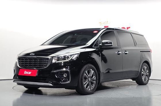 Kia Carnival 9-Seater Luxury — пробег 123 493 км — фото 1 из 5