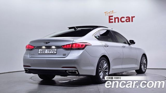 Hyundai Genesis из Кореи Encar