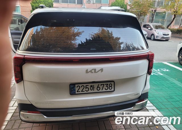 Kia Carnival HEV 7seater Nobless — пробег 12 500 км — фото 4 из 5