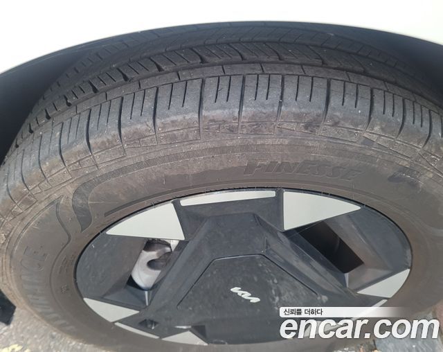 Kia Carnival HEV 7seater Nobless — пробег 12 500 км — фото 5 из 5