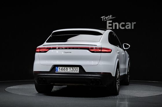 Porsche Cayenne 3.0 COUPE PLATINUM EDITION — пробег 40 427 км — фото 4 из 5