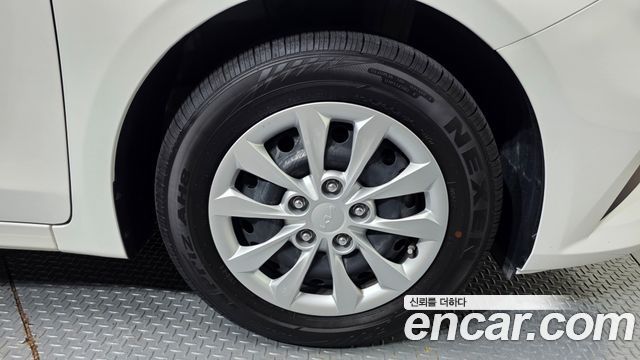 Kia K3 из Кореи Encar