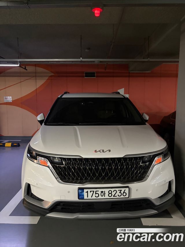 Kia Carnival 9-Seater Prestige — пробег 41 000 км — фото 5 из 5