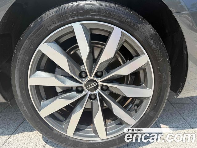 Audi A4 из Кореи Encar