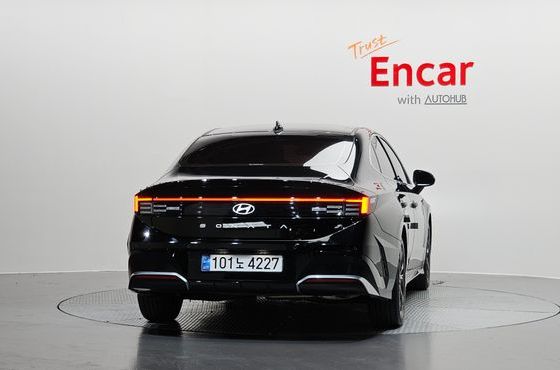 Hyundai Sonata 2.0 Exclusive — пробег 17 970 км — фото 4 из 5