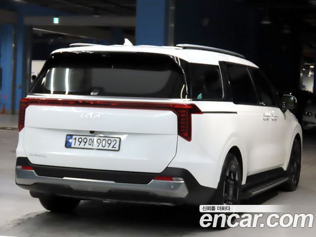 Kia Carnival Gasoline 9-Seater Signature — пробег 19 401 км — фото 2 из 5