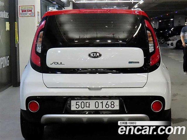 Kia Soul 1.6 Diesel Noblesse Special — пробег 102 951 км — фото 5 из 5