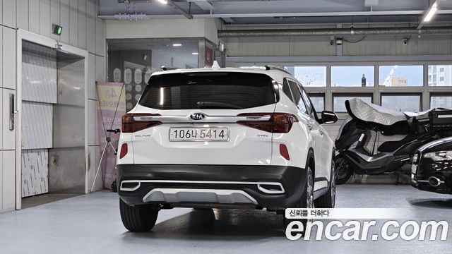 Kia Seltos из Кореи Encar
