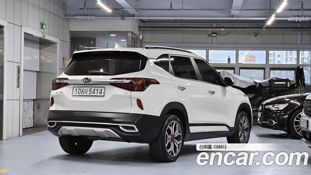 Kia Seltos из Кореи Encar