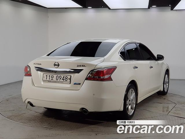 Nissan Altima 2.5 L33 — пробег 145 030 км — фото 4 из 5