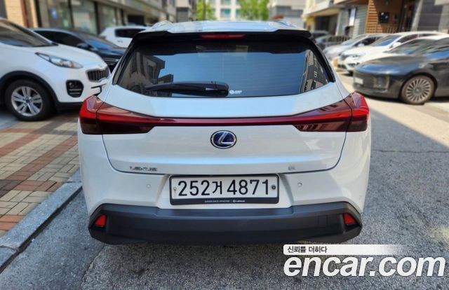 Lexus UX из Кореи Encar