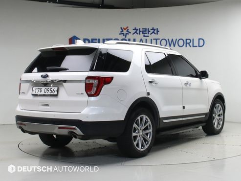 Ford Explorer 2.3 Limited 4WD 5th — пробег 99 922 км — фото 2 из 5