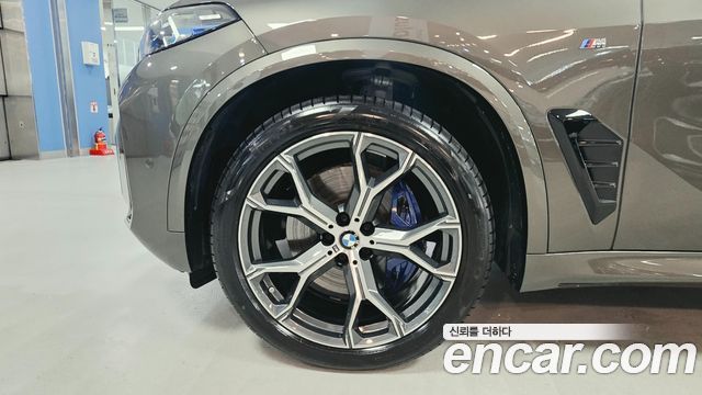 BMW X5 xDrive 40i M Sport — пробег 4 387 км — фото 5 из 5