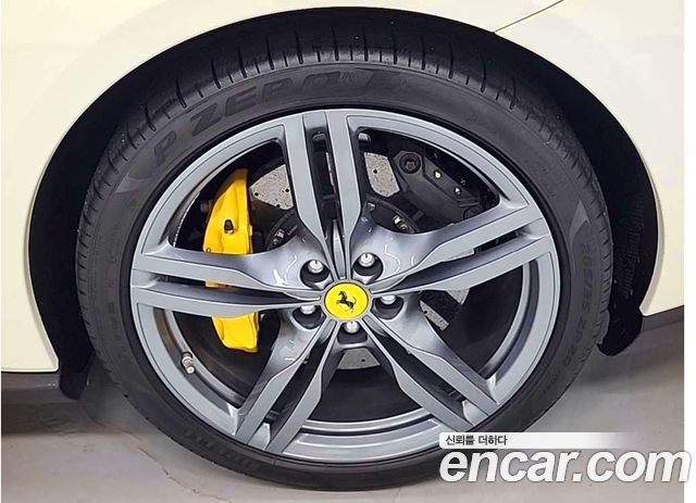 Ferrari Portofino 3.9 V8 — пробег 33 000 км — фото 5 из 5