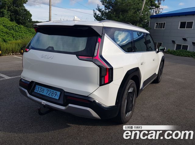 Kia EV9 из Кореи Encar