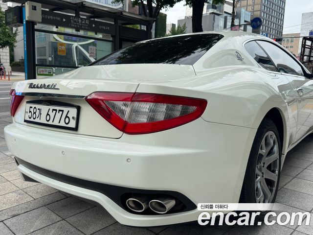Maserati GranTurismo 4.2 — пробег 70 738 км — фото 2 из 5