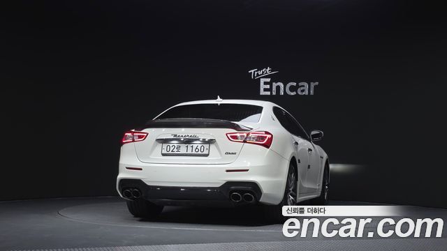 Maserati Ghibli из Кореи Encar