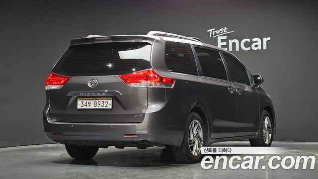 Toyota Sienna 3.5 — пробег 179 525 км — фото 2 из 5