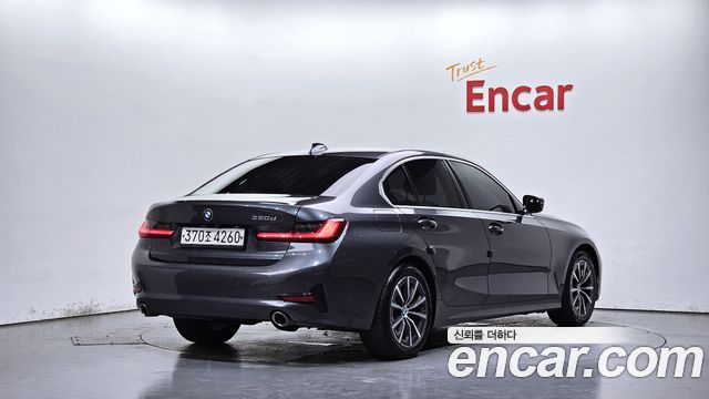 BMW 3-Series из Кореи Encar