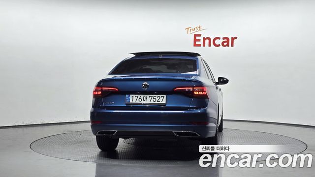 Volkswagen Jetta из Кореи Encar