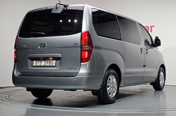 Hyundai Starex Van 3-Seater Smart — пробег 27 411 км — фото 2 из 5
