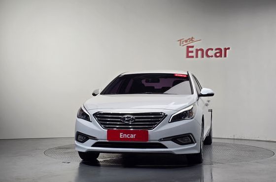 Hyundai Sonata 2.0 Smart — пробег 32 103 км — фото 3 из 5