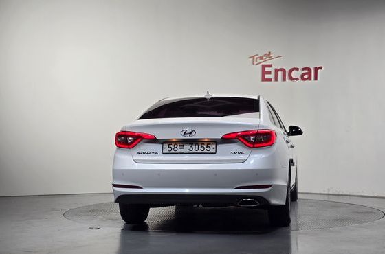 Hyundai Sonata 2.0 Smart — пробег 32 103 км — фото 4 из 5