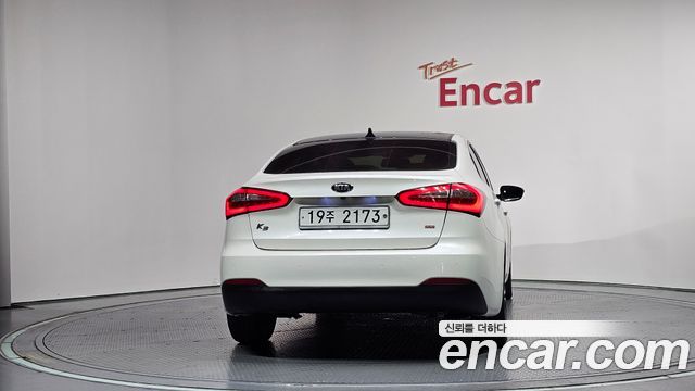 Kia K3 из Кореи Encar