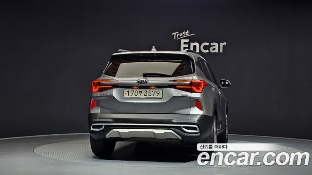 Kia Seltos из Кореи Encar