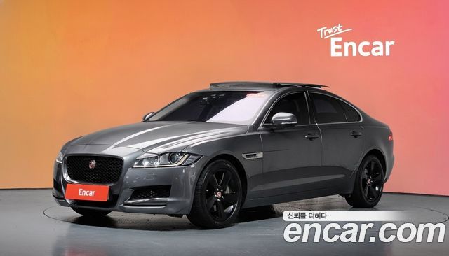 Jaguar XF 20d Prestige — пробег 112 130 км — фото 1 из 5