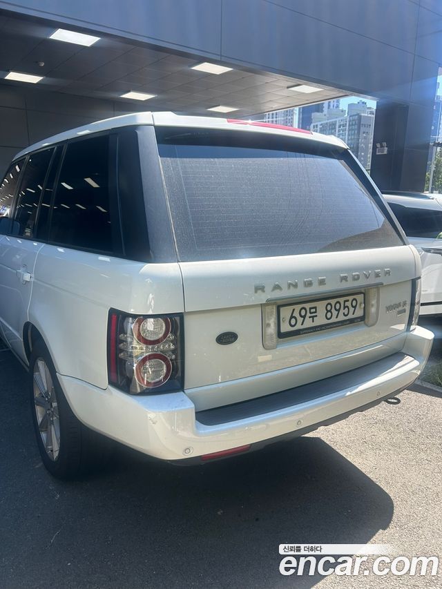 Land Rover Range Rover 4.4 TDV8 Vogue — пробег 176 000 км — фото 4 из 5