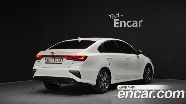 Kia K3 из Кореи Encar